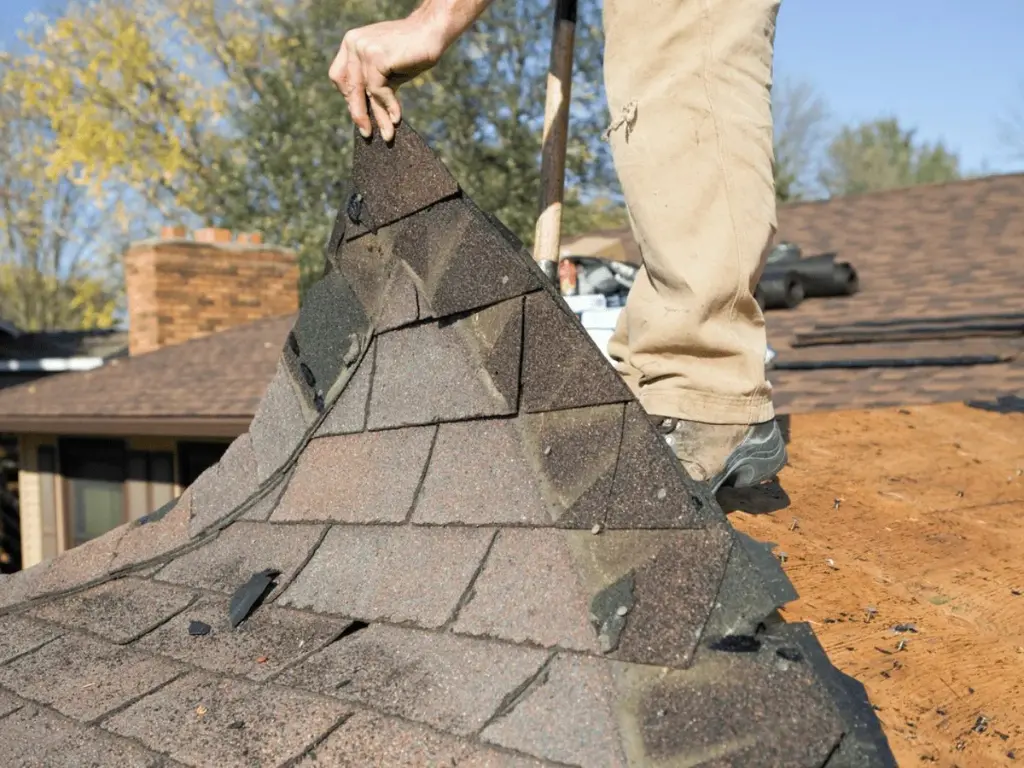 Roof repair company in St. Louis IL